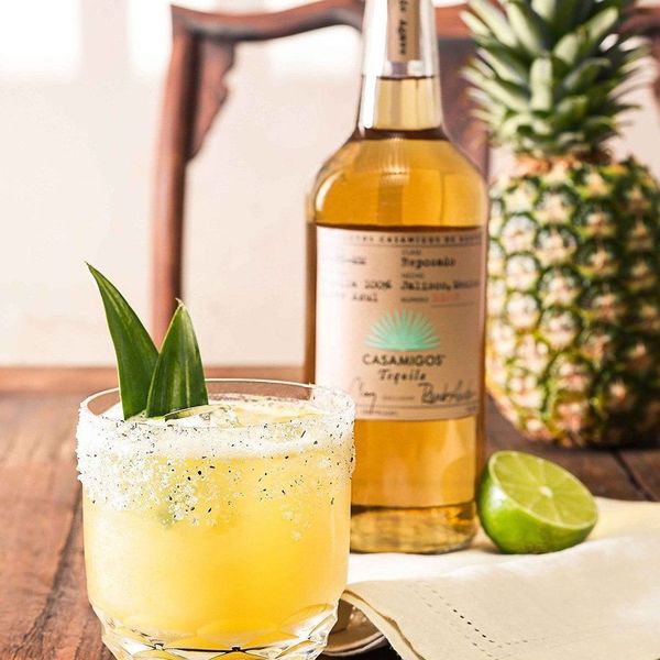 2. Tequila Reposado Casamigos 