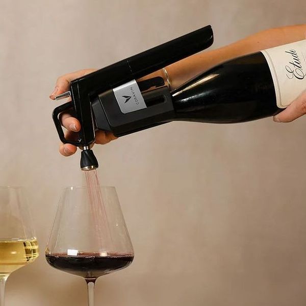 3. Coravin Timeless Six+ HERMITAGE RED Limited Edition Coravin 