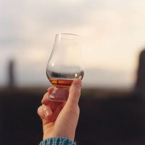 3. 18 Years Old Viking Pride Single Malt Scotch Whisky Highland Park 